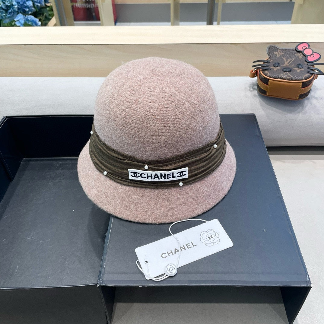 BUCKET HAT IN ROSY BROWN WOOL BLEND 426248