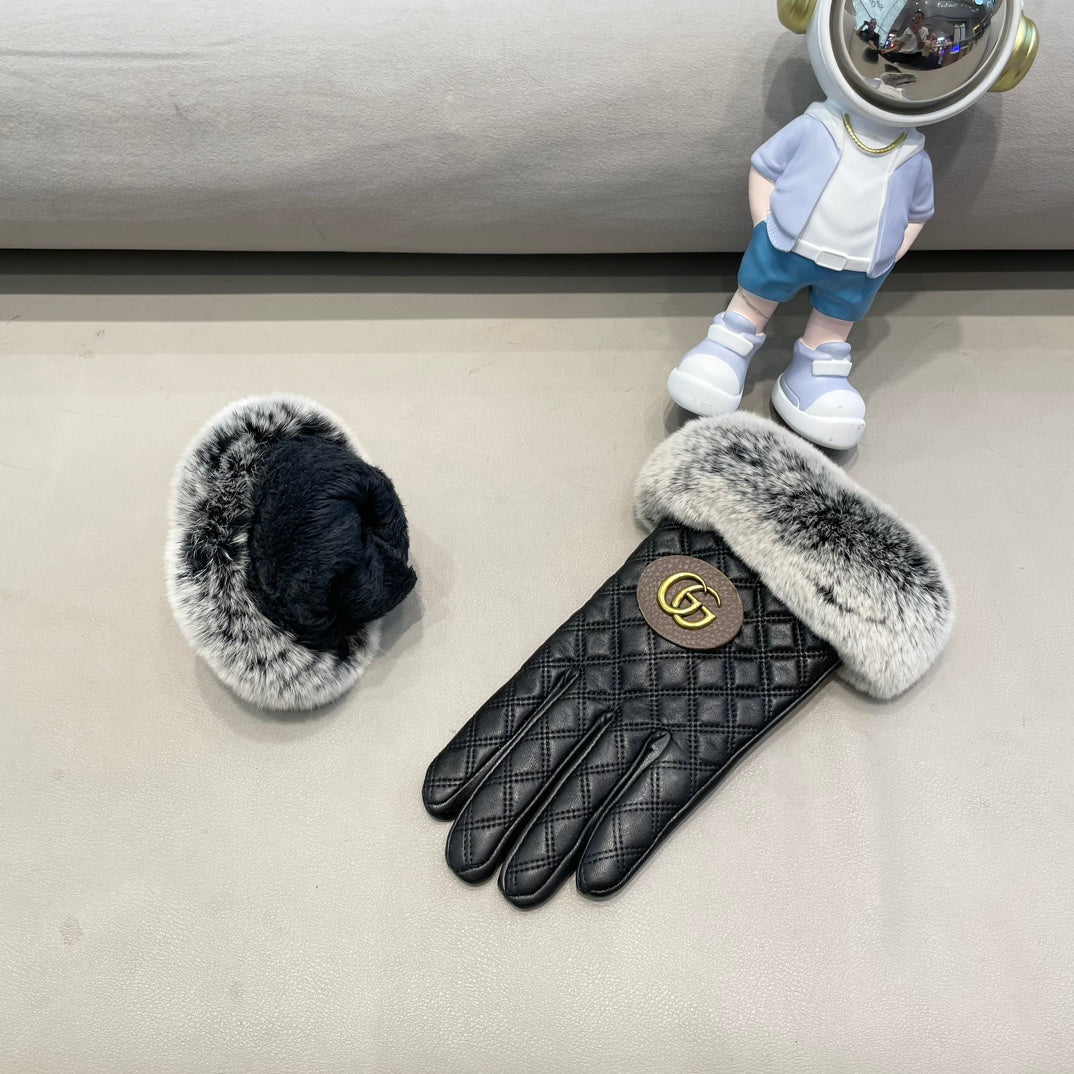 TOUCHSCREEN GLOVES IN BLACK LAMBSKIN AND RABBIT FUR 429210