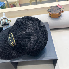 BASEBALL CAP IN BLACK FLEECE 431371