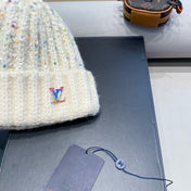 KNITTED BEANIE HAT IN WHITE WOOL 431620