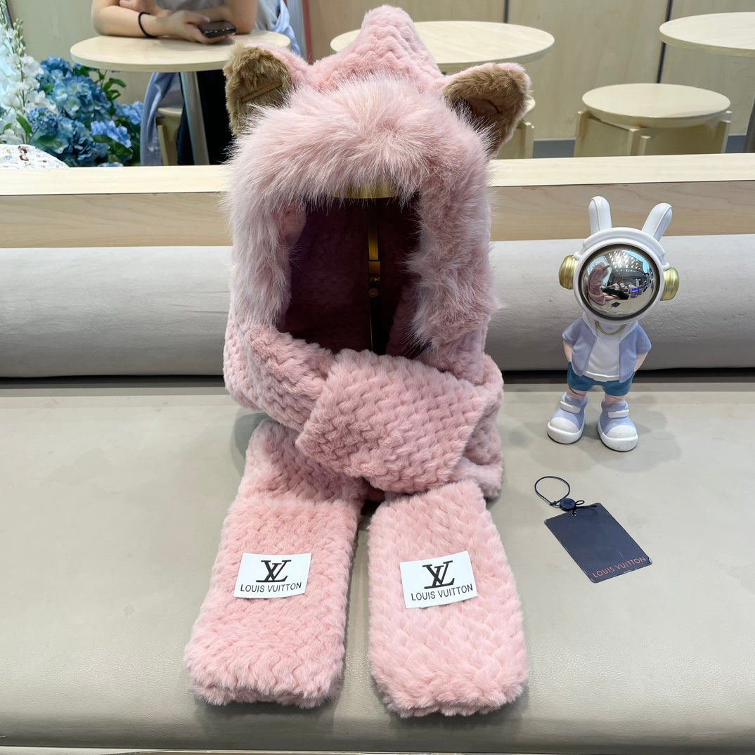 BEANIE HAT IN PASTEL PINK WOOL AND LAMB FUR 435072