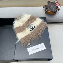 BUCKET HAT IN BEIGE MIX CAMEL BROWN PLUSH AND WOOL 433425