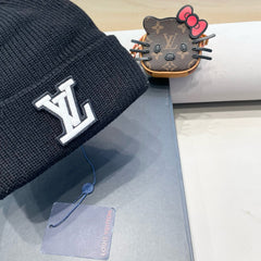 BEANIE HAT IN BLACK WOOL 435027