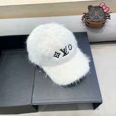 BASEBALL CAP IN WHITE RABBIT FUR 434935