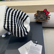 BEANIE HAT IN WHITE MIX BLACK CASHMERE 436733