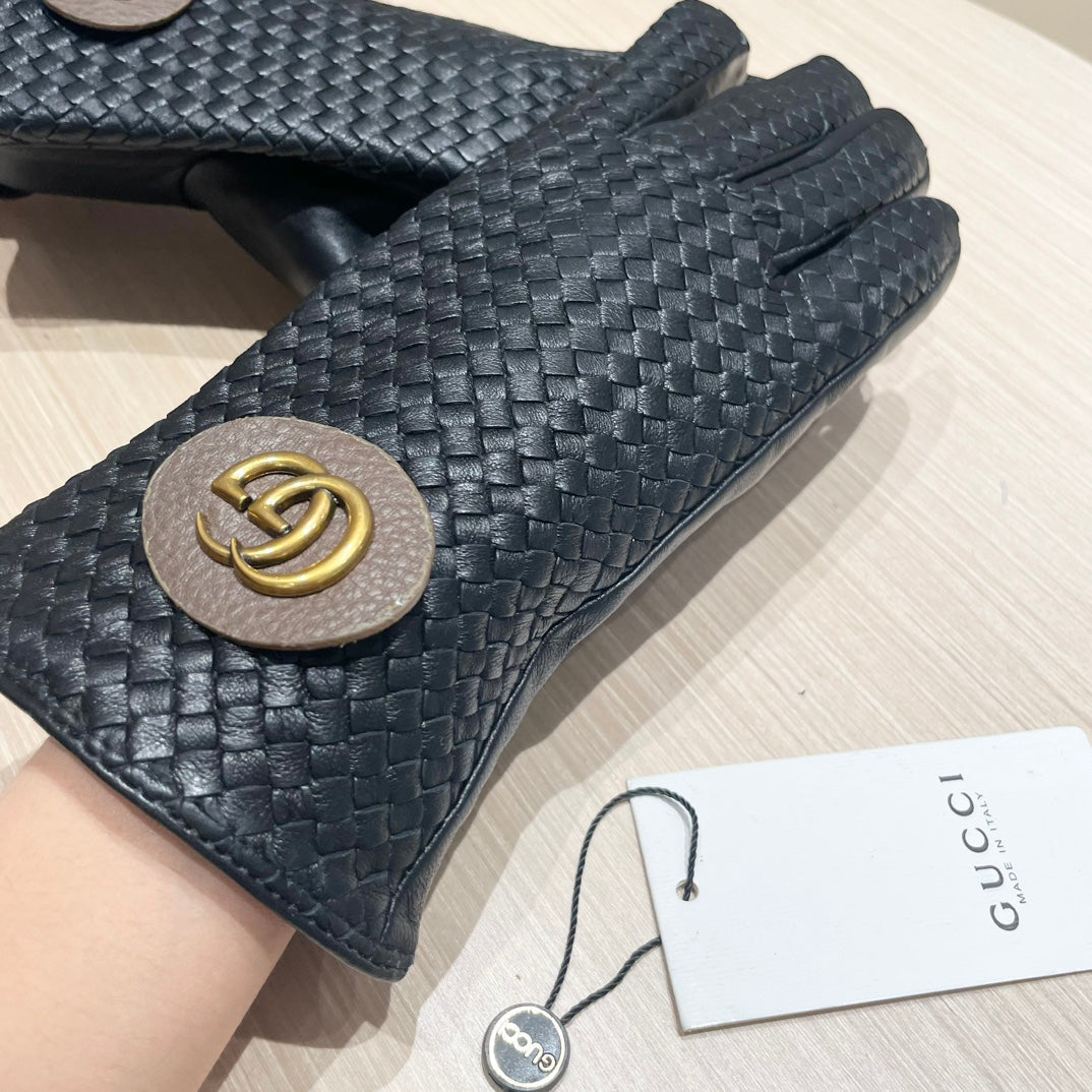 COUPLE GLOVES IN BLACK LAMBSKIN 439093