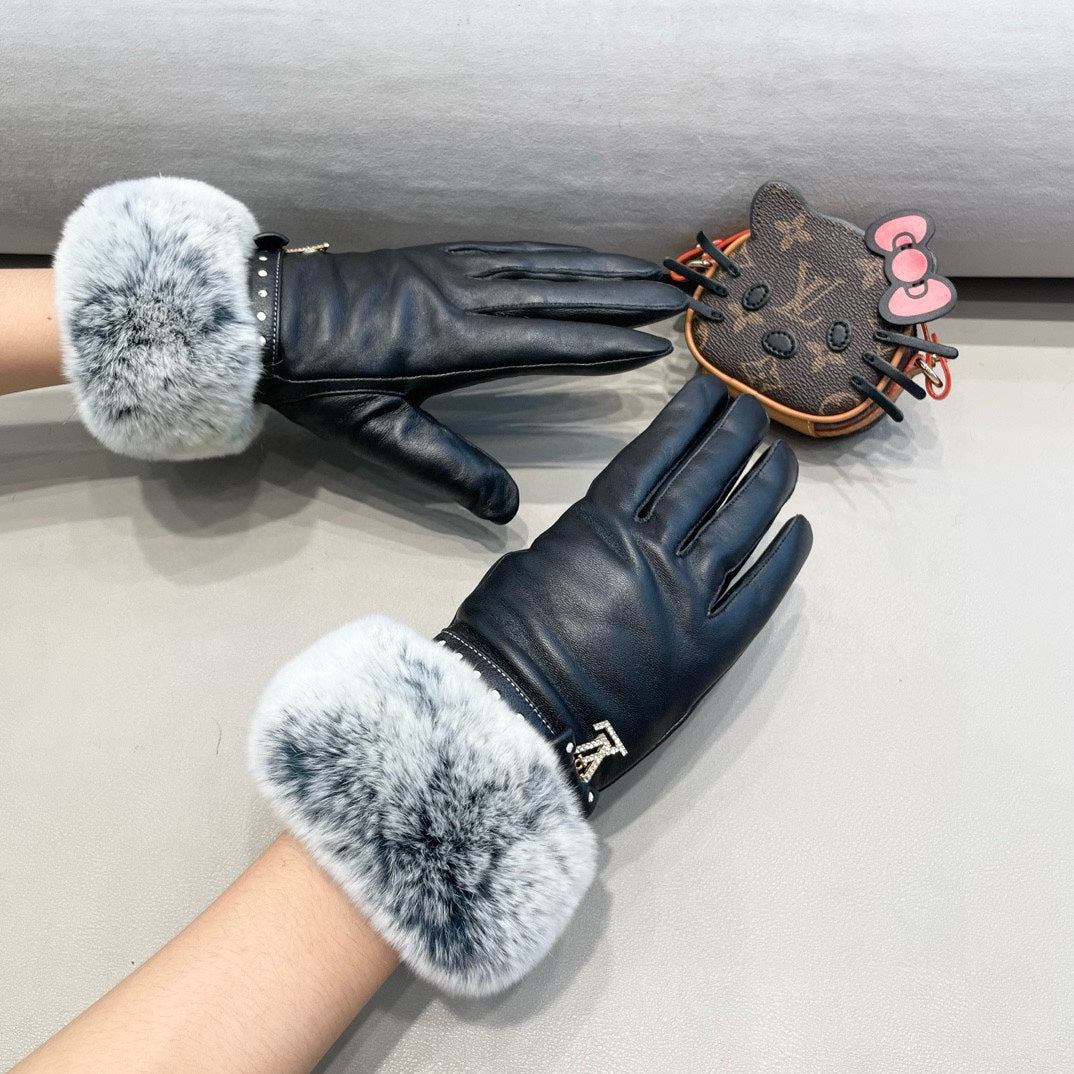 LV GLOVES IN BLACK LAMBSKIN WITH RABBIT FUR 462407