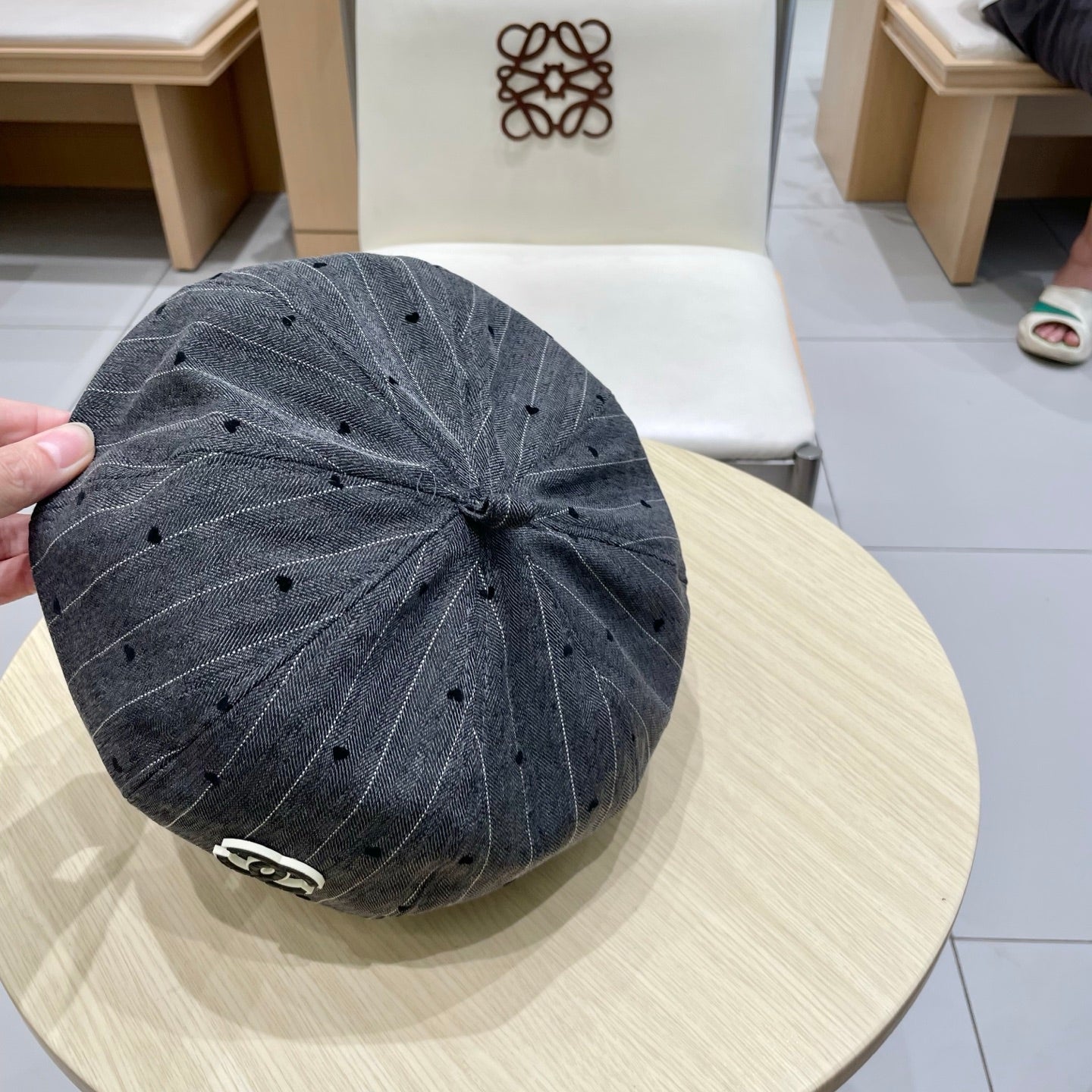 BERET HAT POLKA DOT DARK GRAY 672672