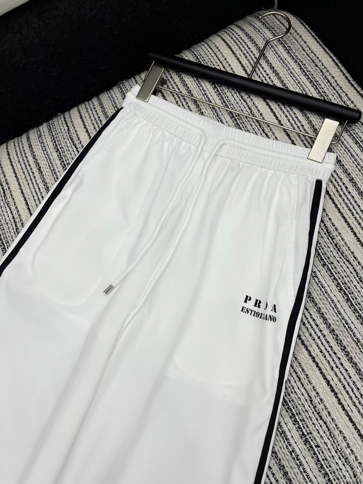 PRADA STRAIGHT-LEG PANTS STYLE 175