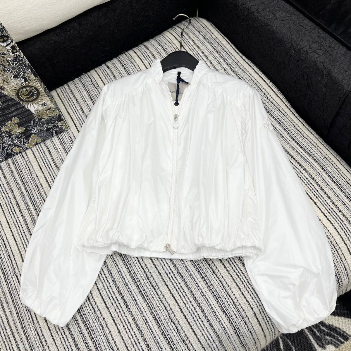 MONCLER ZIP-UP JACKET WITH STAND COLLAR IN WHITE 267977