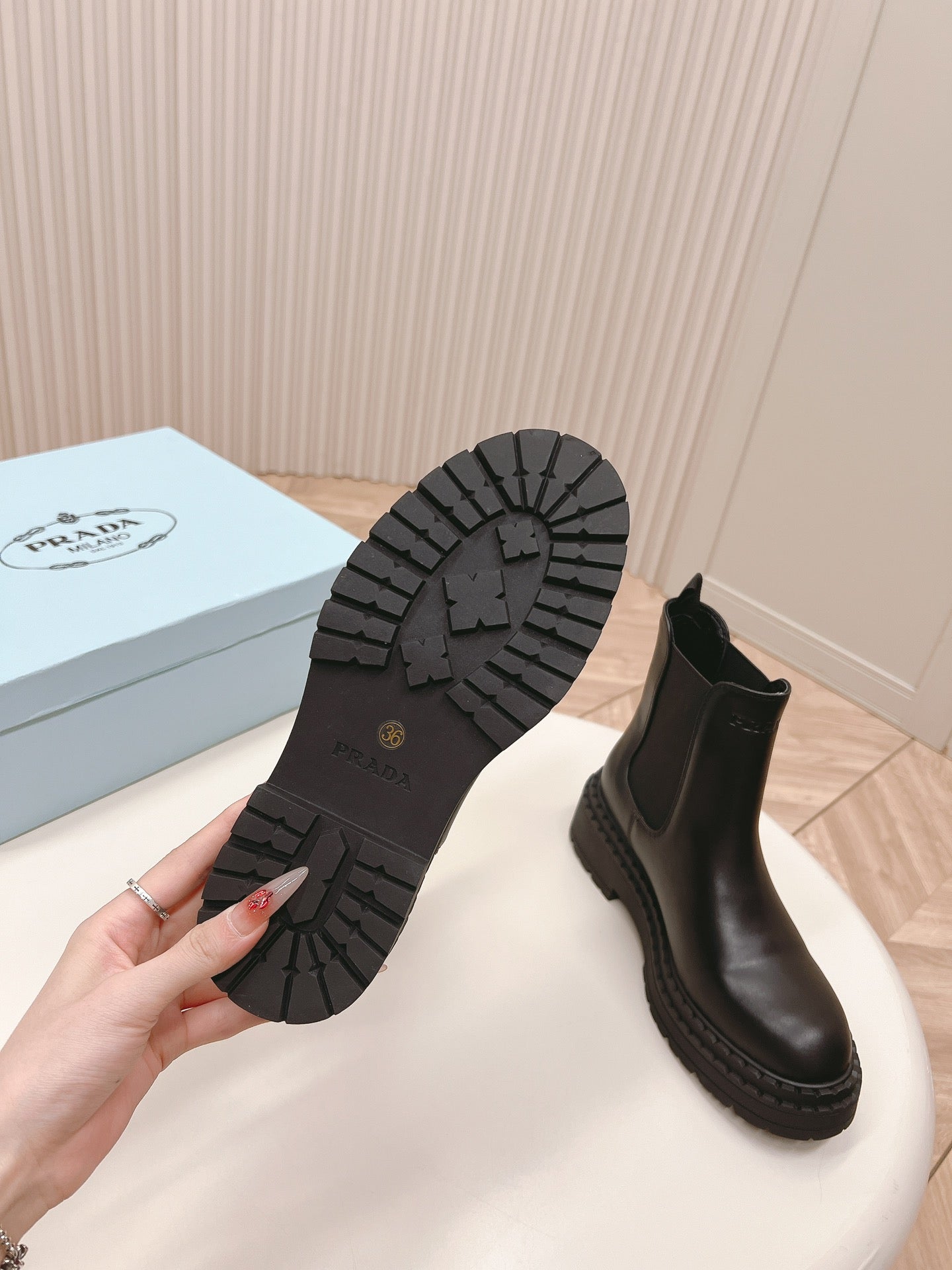 PRA BRUSHED BOOTIES BLACK CALFSKIN