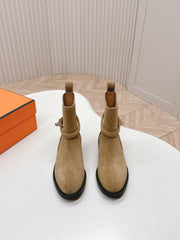 KELLY BUCKLE SHORT BOOTS IN PEANUT BROWN SUEDE