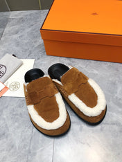 GO MULE IN BRONZE BROWN SUEDE ATTACH WHITE FLEECE