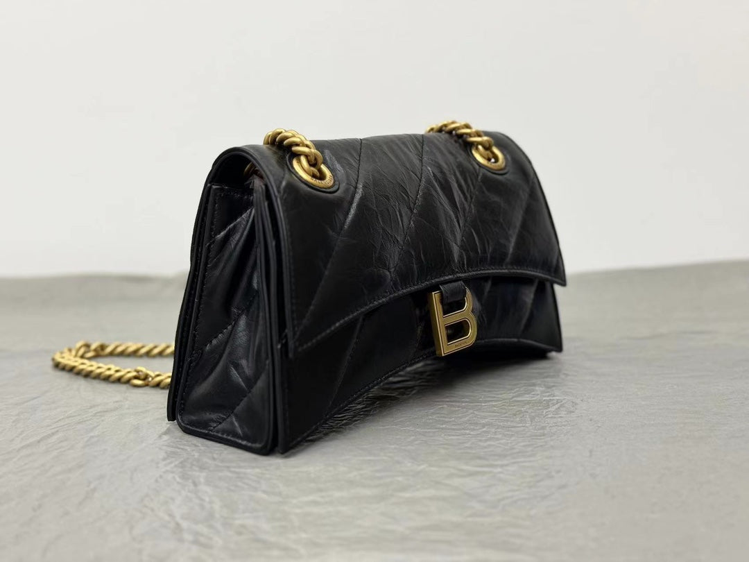 CRUSH SMALL CHAIN BAG 25 IN BLACK QUILTED CRUSHED CALFSKIN GOLD HARDWARE