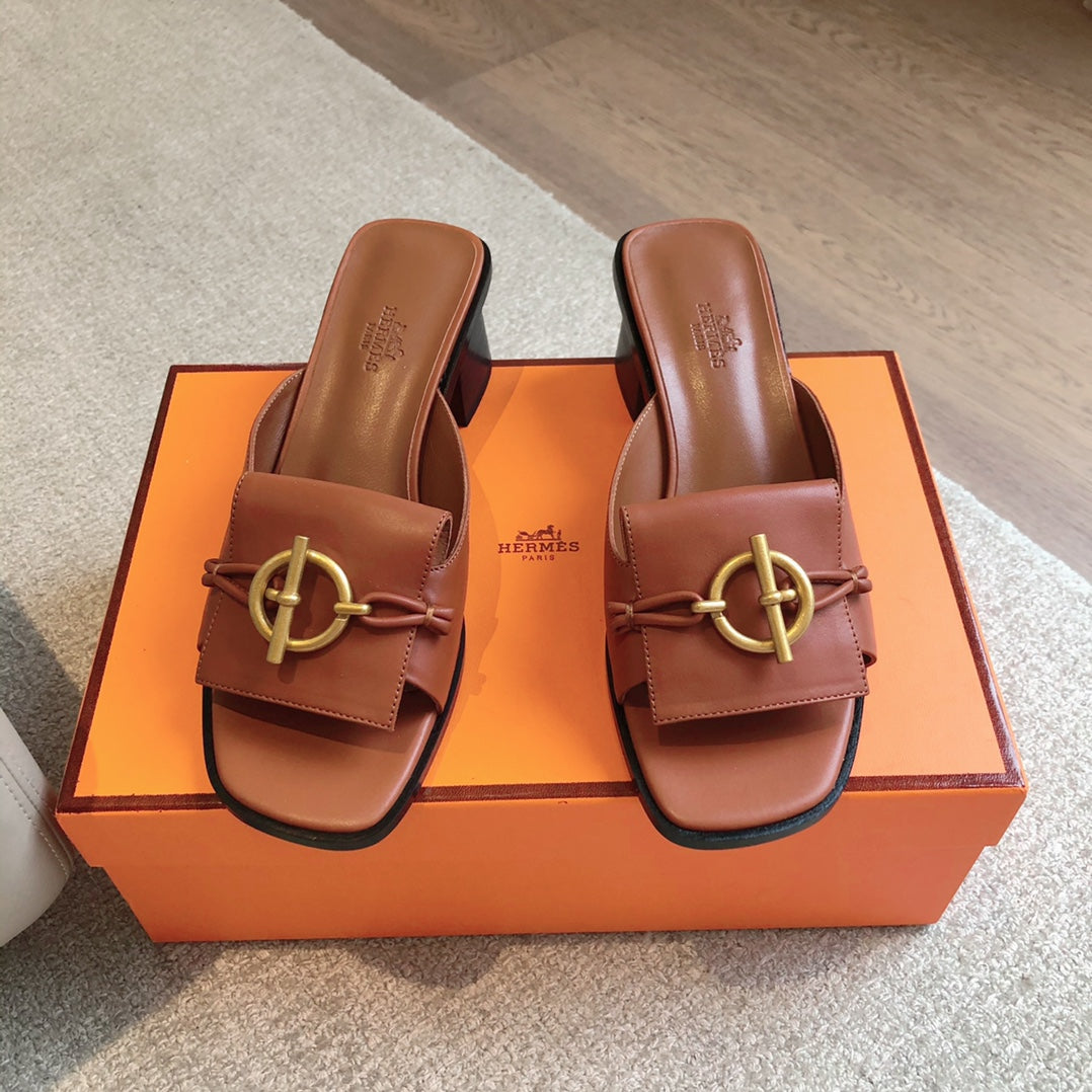 ILOT 45 SANDAL CARAMEL CALFSKIN