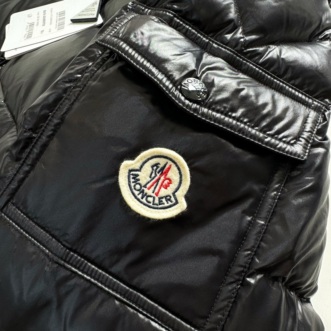 MONCLER 25S GOOSE DOWN JACKET 199