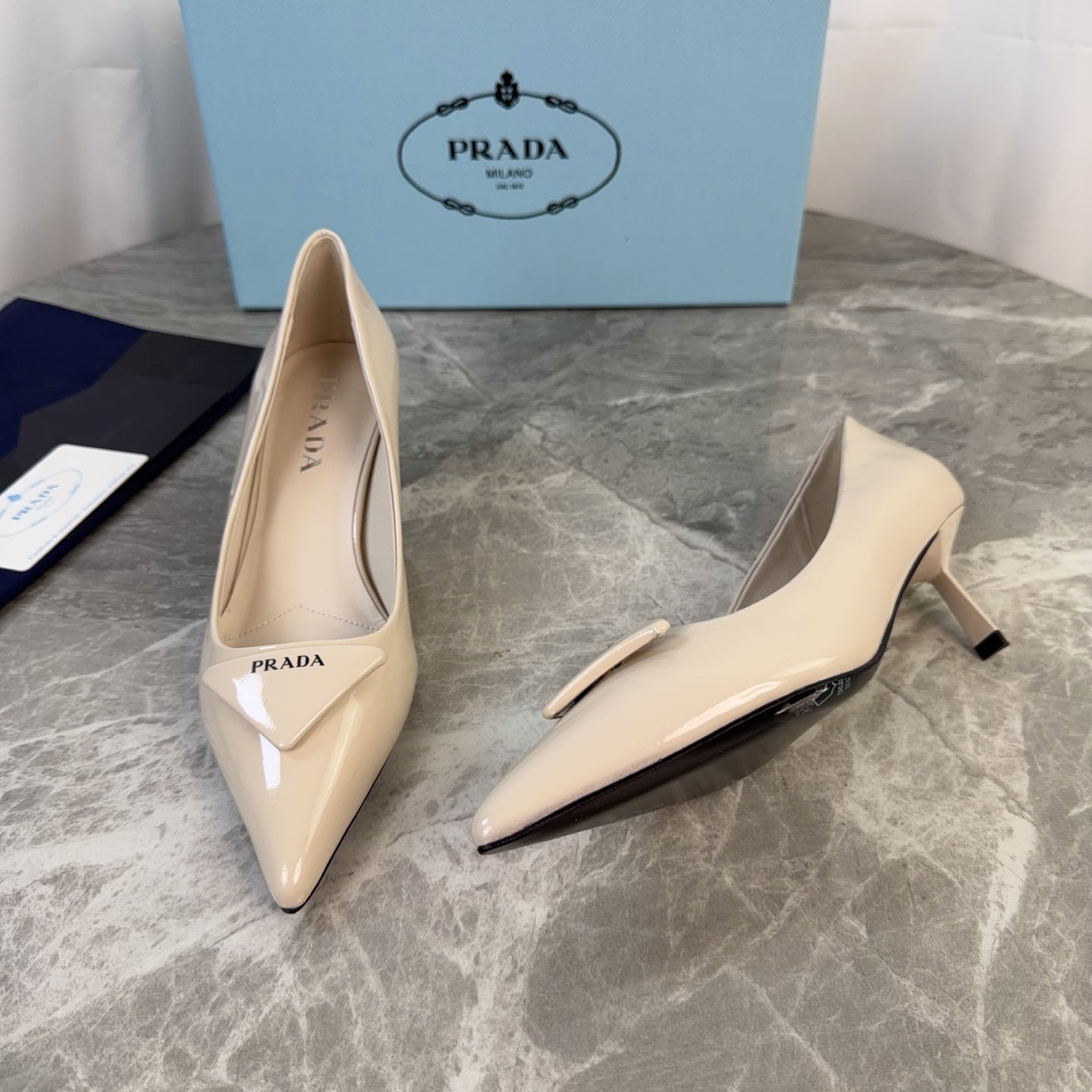 PRADA 25S POINTED-TOE HIGH HEELS 55 MM IN BEIGE GLOSSY LAMBSKIN