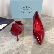 PRADA 25S POINTED-TOE HIGH HEELS 55 MM IN DARK RED GLOSSY LAMBSKIN