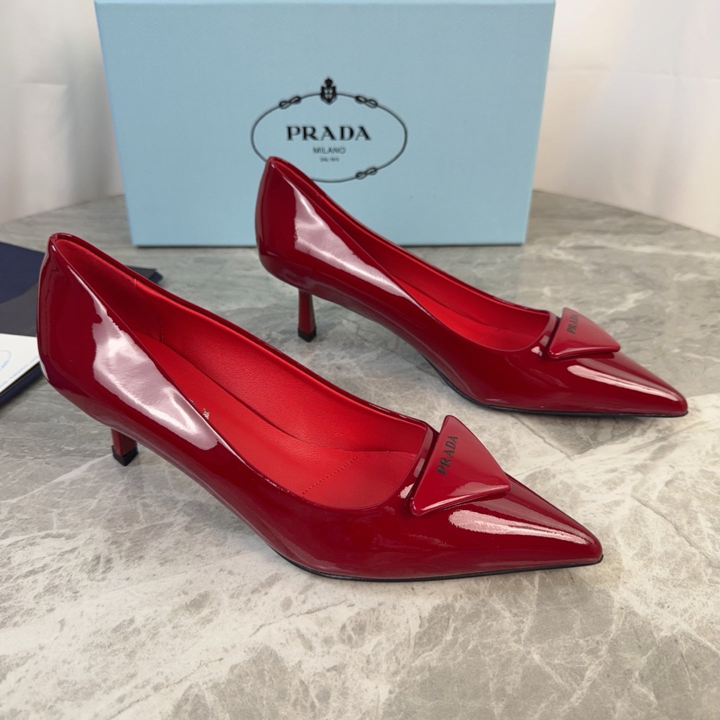 PRADA 25S POINTED-TOE HIGH HEELS 55 MM IN DARK RED GLOSSY LAMBSKIN