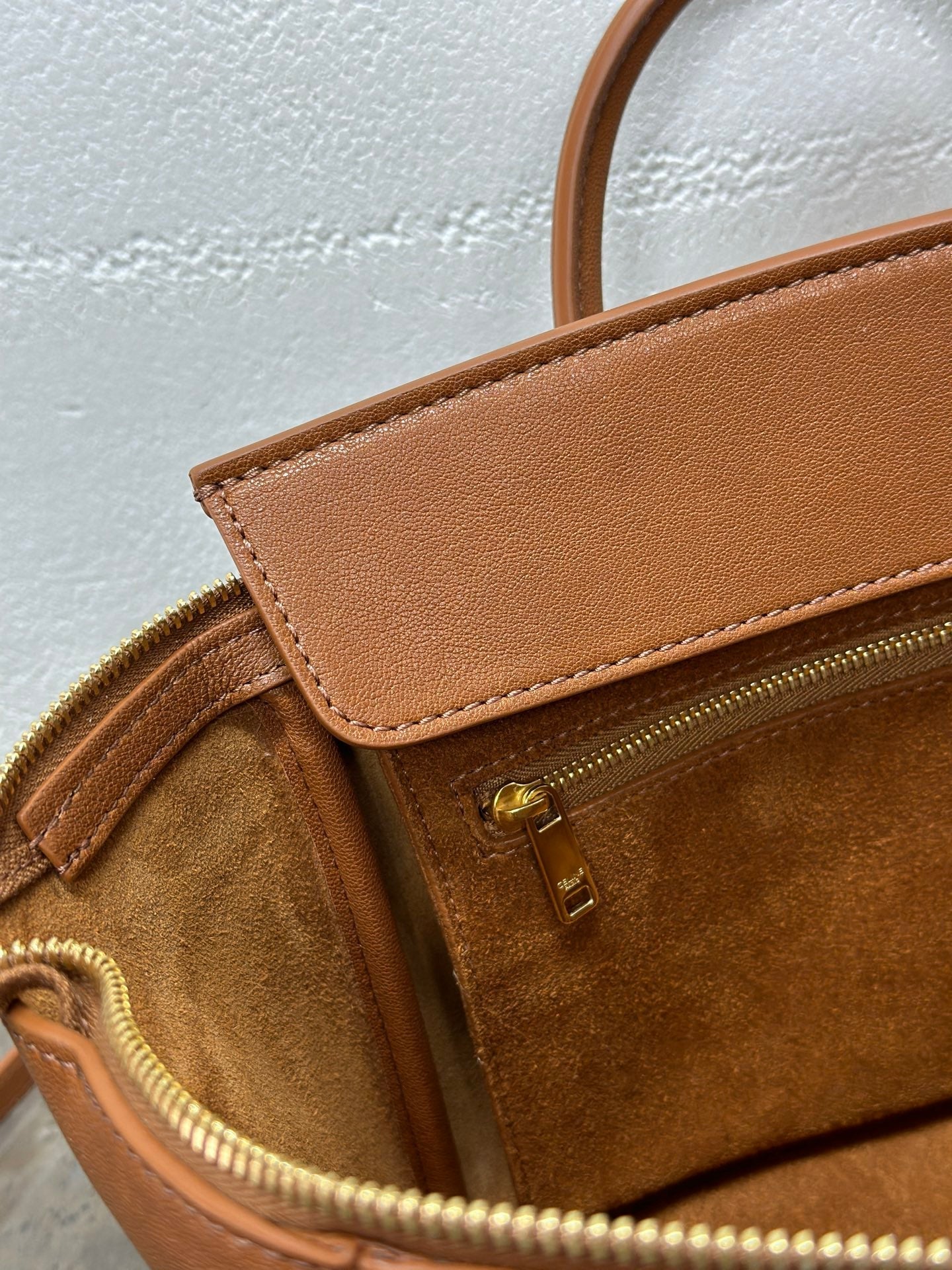 CELINE 25S NEW LUGGAGE 38MM IN TAN BROWN LAMBSKIN GOLD HARDWARE