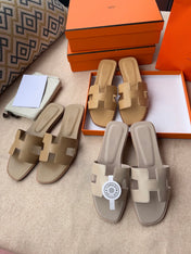 0RAN SANDALS IN KHAKI BROWN CALFSKIN