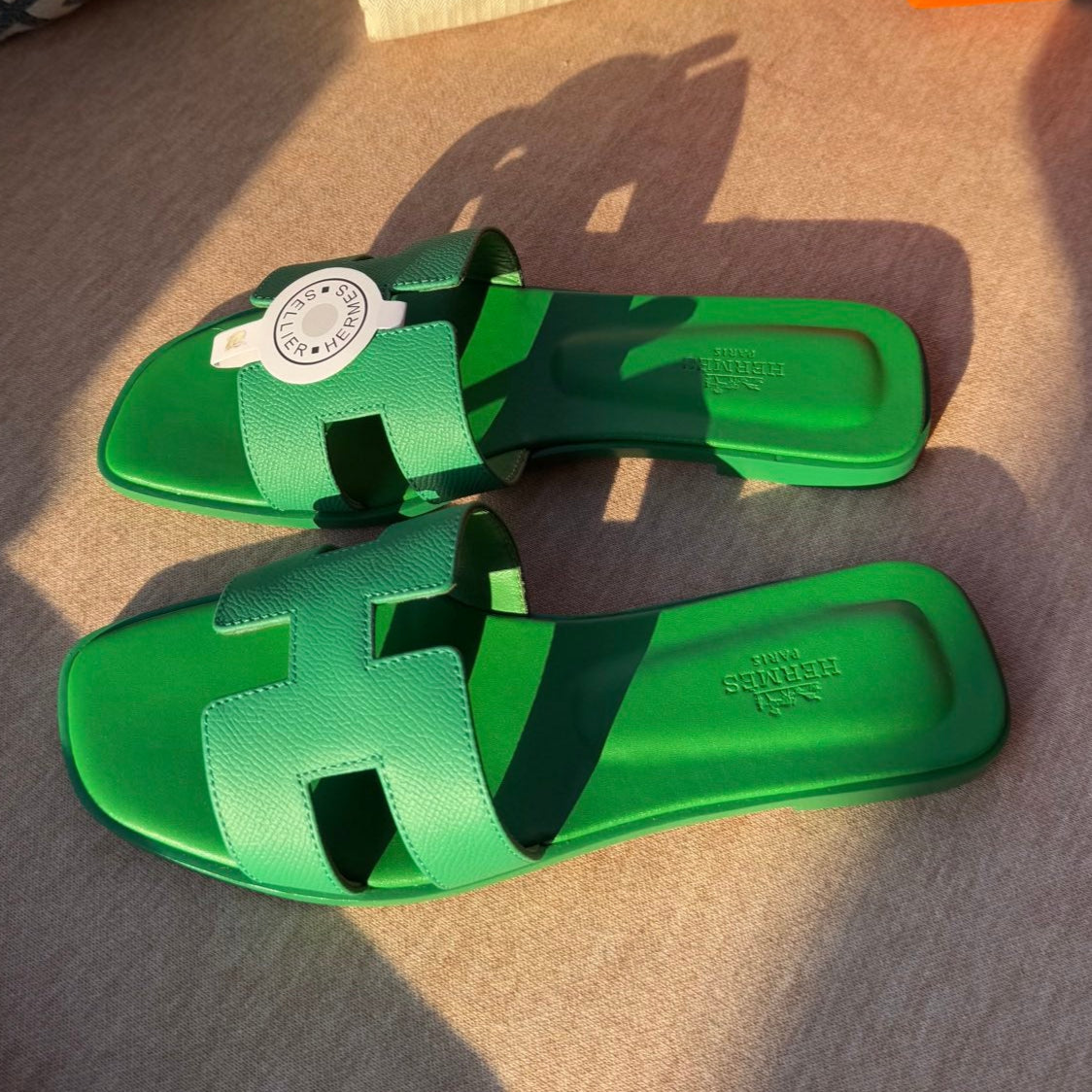 0RAN SANDALS IN SHAMROCK GREEN CALFSKIN