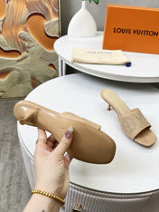 HIGH MULE IN CAMEL BEIGE LAMBSKIN WITH RHINSTONES 55 MM