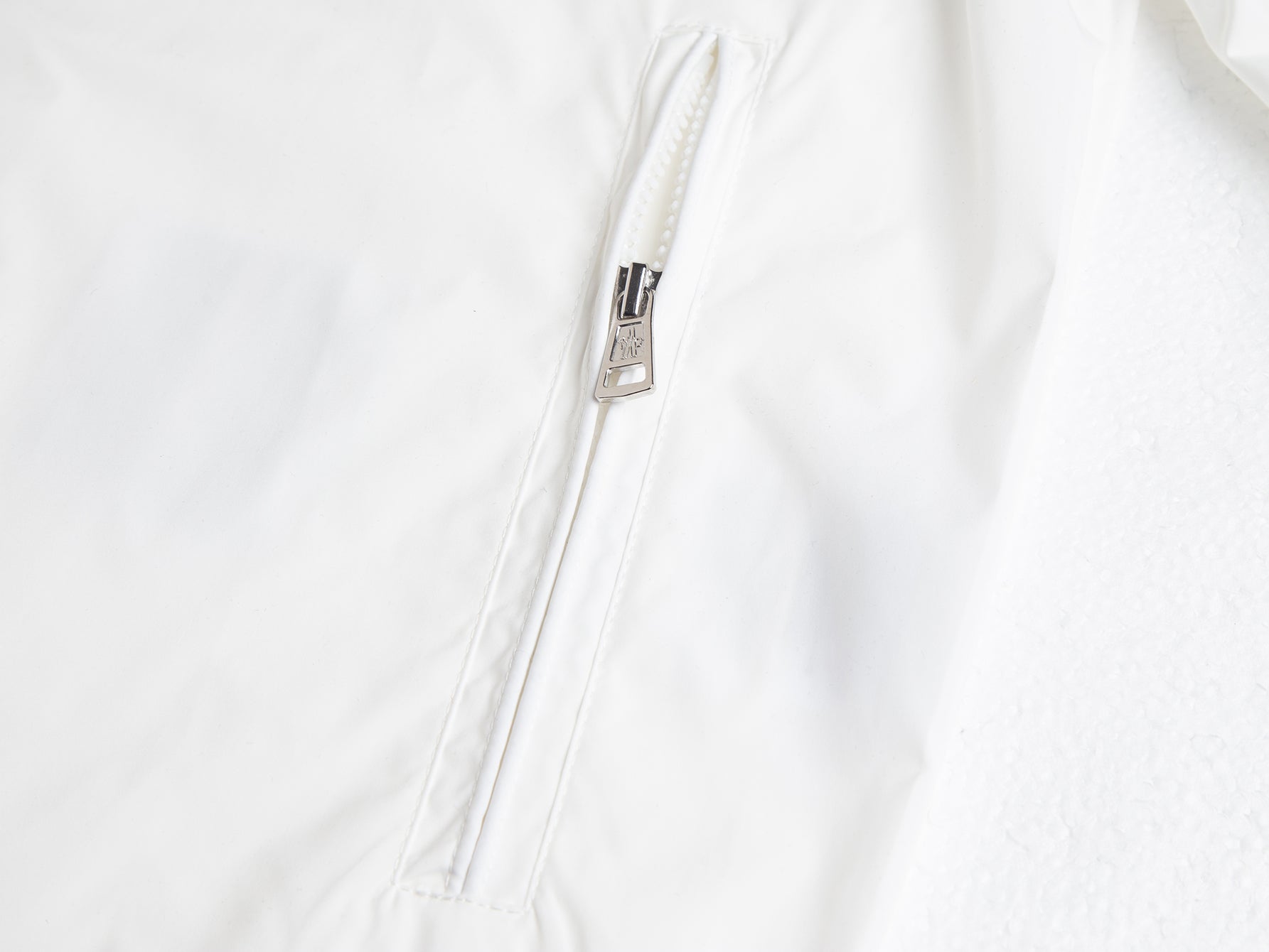 MONCLER 26S JACKET 503
