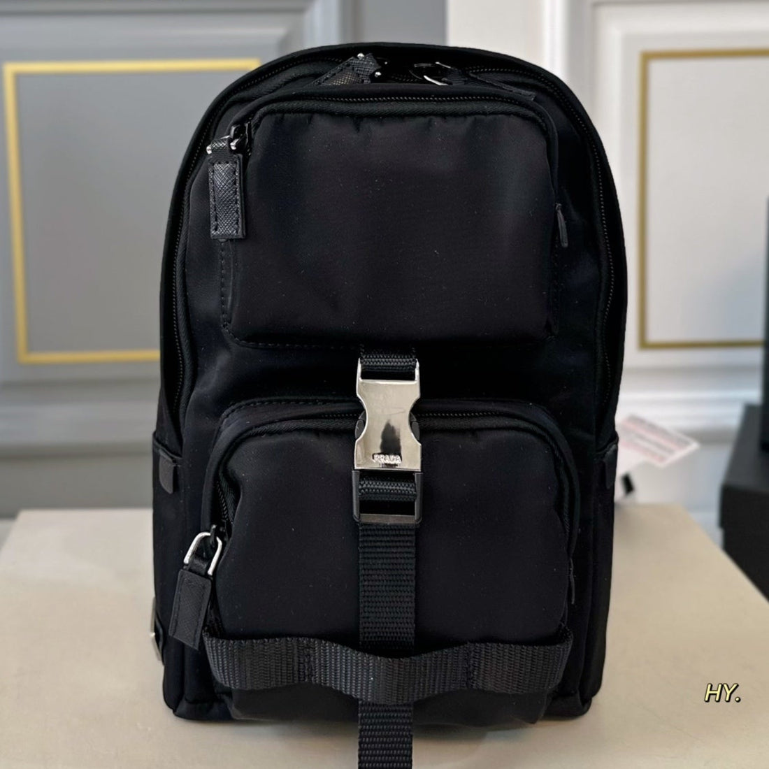 SILVER BUCKLE BACKPACK 30 IN BLACK RE-NYLON