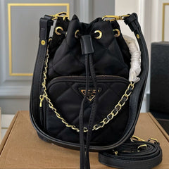 DRAWSTRING BUCKET BAG 23 IN BLACK QUILTED RE-NYLON