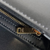 CLASSIQUE TRIOMPHE 22 BLACK SMOOTH CALFSKIN