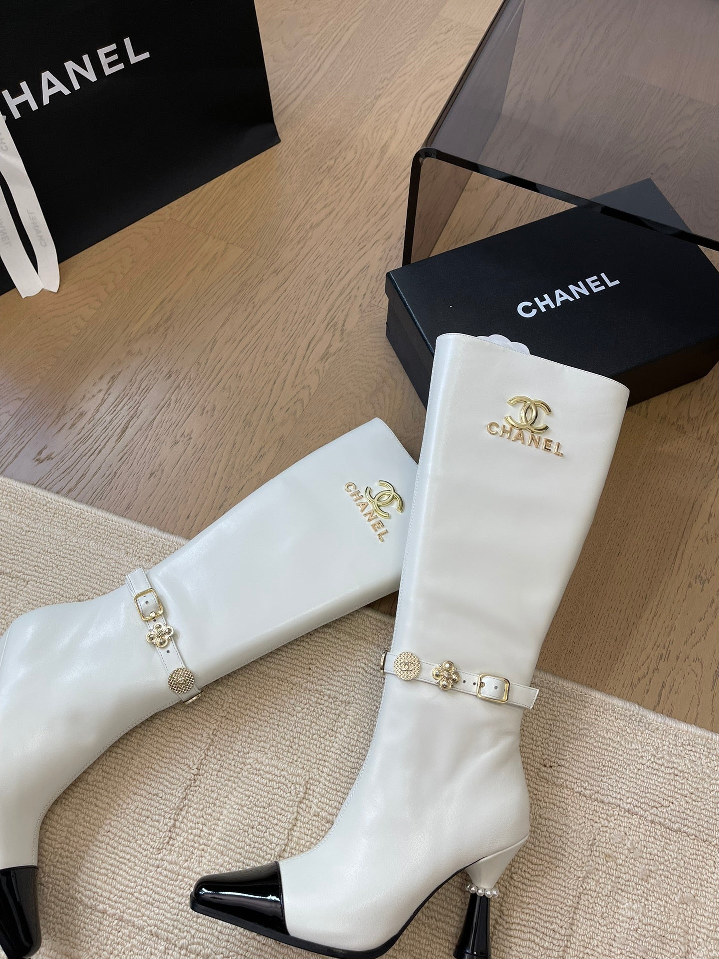 KNEE HIGH BOOTS IN WHITE MIX BLACK CALFSKIN