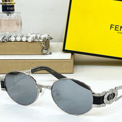 FIRST CRYSTAL CHUNKY OVAL FRAME SUNGLASSES SL7040 IN METAL