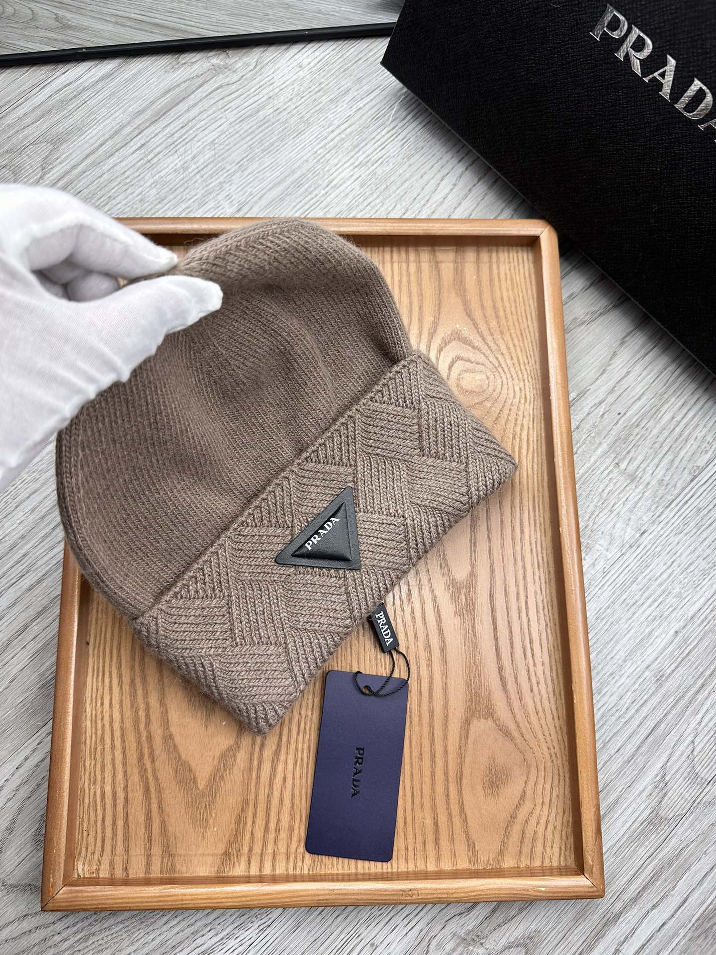 BEANIE HAT IN MEDIUM BROWN WOOL AND RABBIT FUR 436401