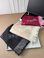 HORSE & CARRIAGE PRINT SCARF 195 CM IN RED PINK 375240