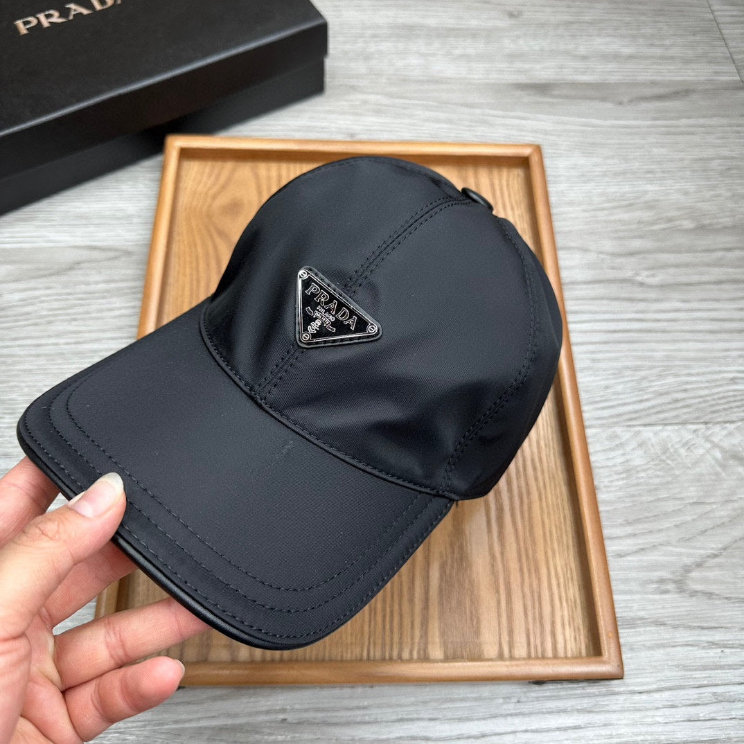 BASEBALL HAT IN BLACK RE-NYLON 214514