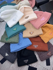 BEANIE HAT IN WHITE WOOL 332394