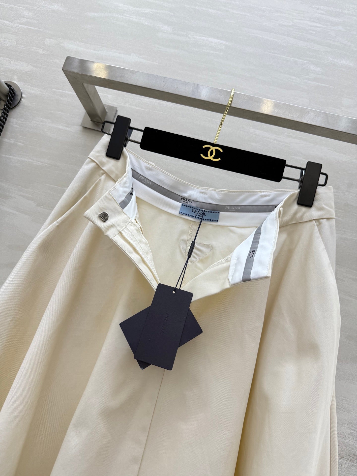 PRADA 25S SKIRT 529