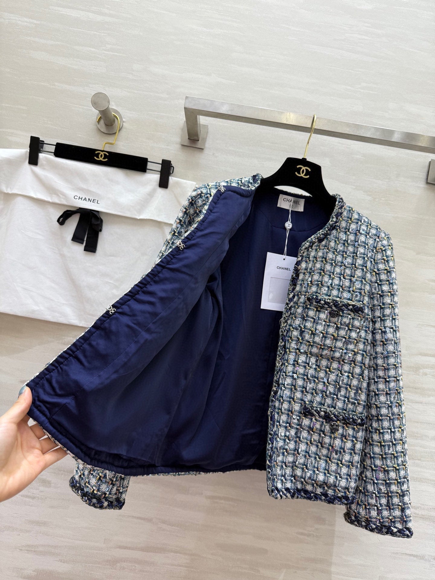 CHANEL 25S TWEED JACKET 266
