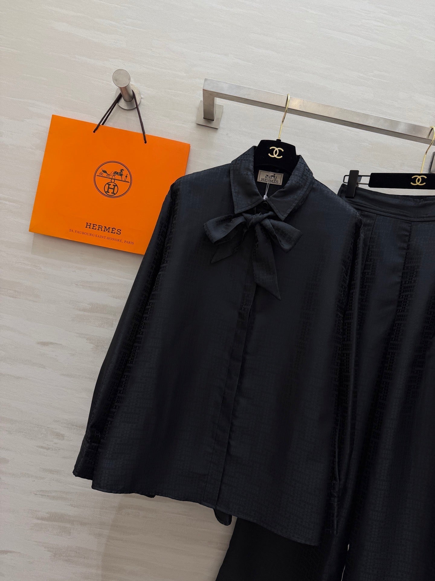 HERMES 26S SHIRT AND WIDE LEG PANTS SET 590