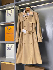 BURBERRY 25S TRENCH COAT 237