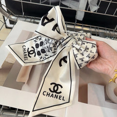 WHITE WRINKLED SILK SCRUNCHIE 432868