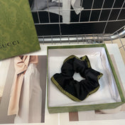 SCRUNCHIE IN BLACK AND GREEN TRIM SILK 432904