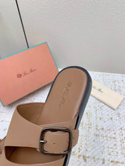 SANDALS IN LIGHT BROWN CALFSKIN