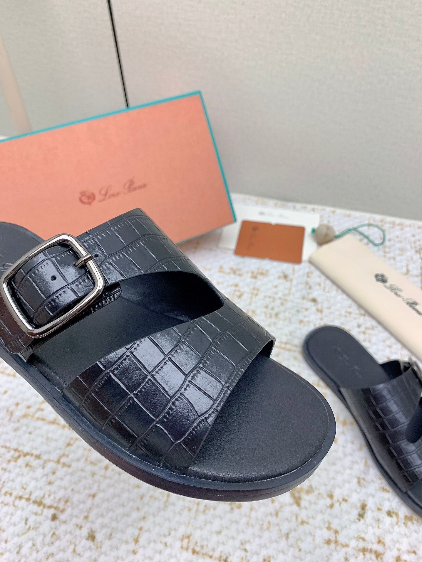 SANDALS IN BLACK SNAKE EMBOSSED CALFSKIN