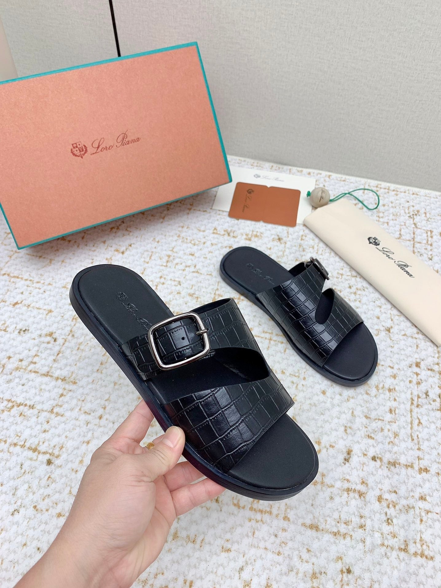 SANDALS IN BLACK SNAKE EMBOSSED CALFSKIN