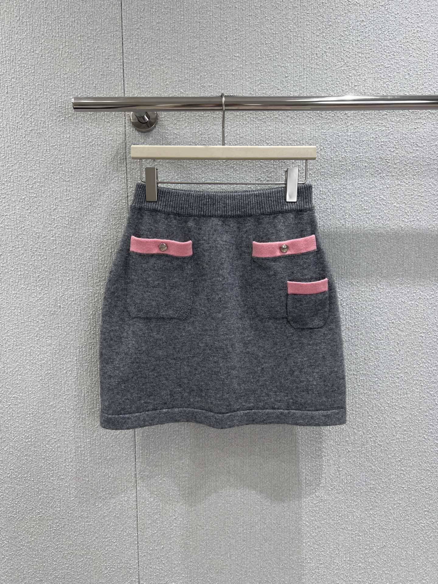 CHANEL CARDIGAN AND SKIRT SET STYLE 57