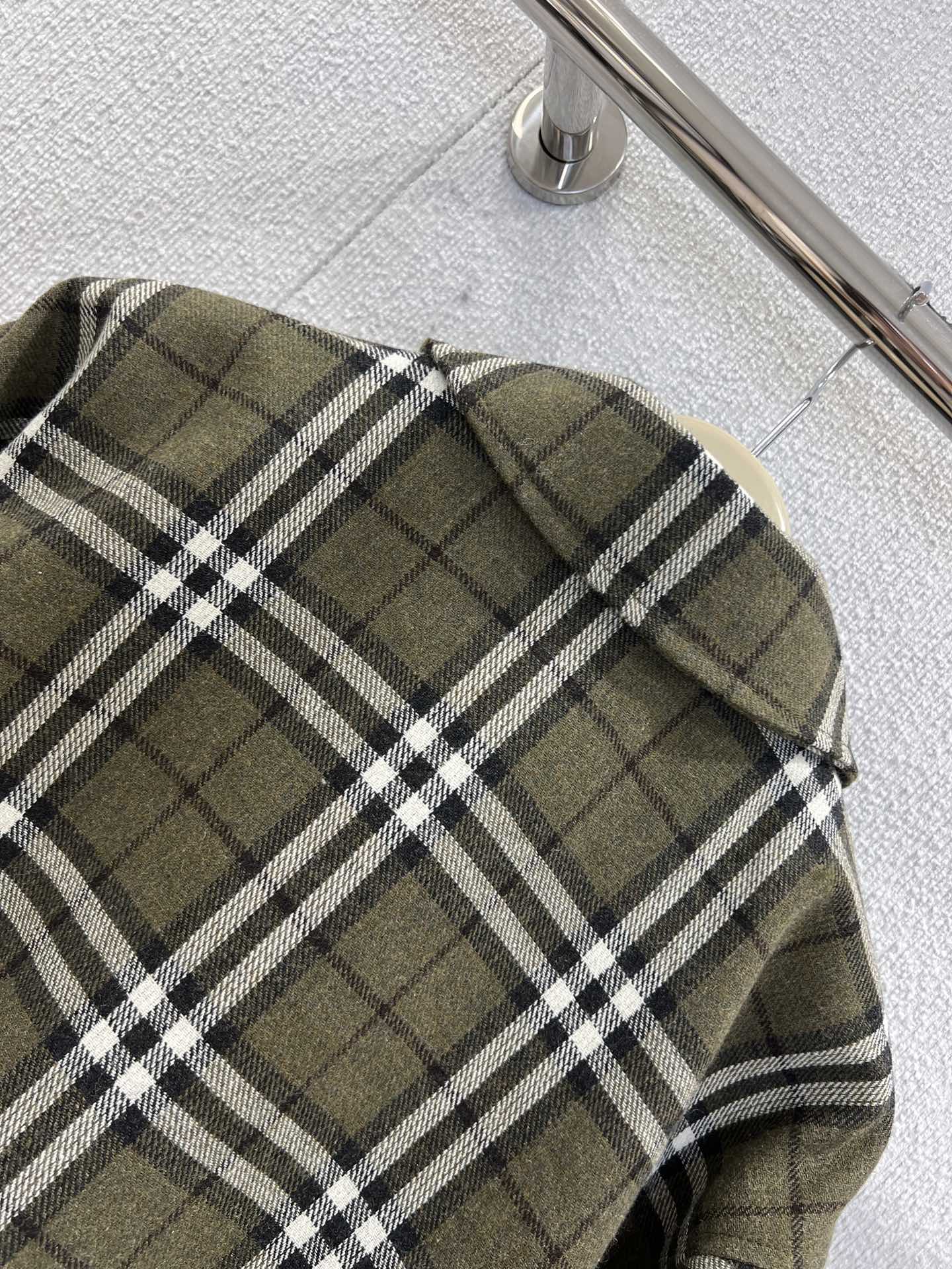 BURBERRY 25S PLAID JACKET 0017