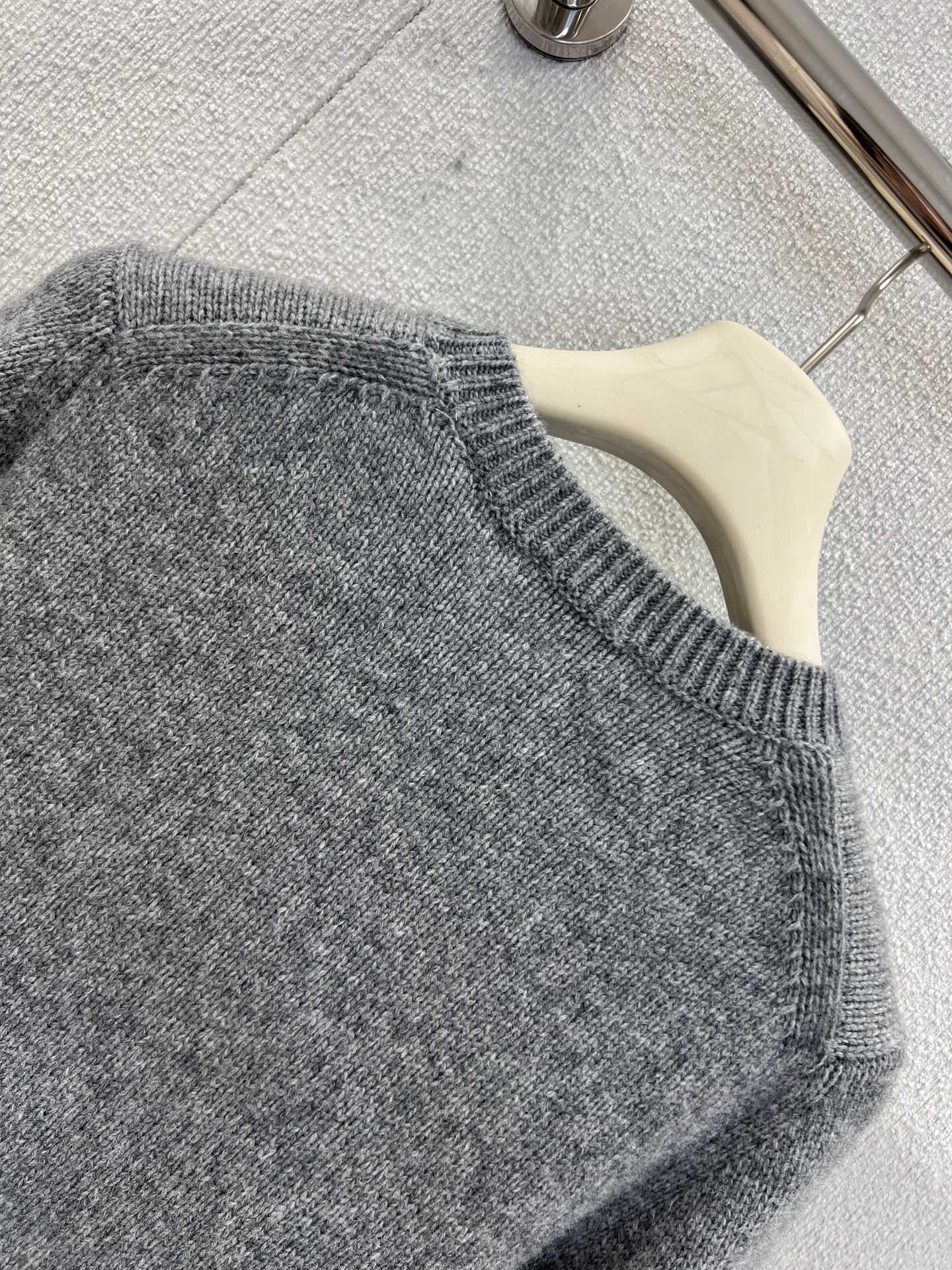 BURBERRY 25S KNITTED SWEATER 0019