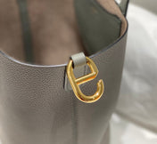 HERMES 25S IN THE LOOP 18 IN ETOUPE CALFSKIN GOLD HARDWARE